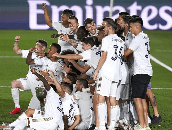 不锈钢亮饰条智能生产线